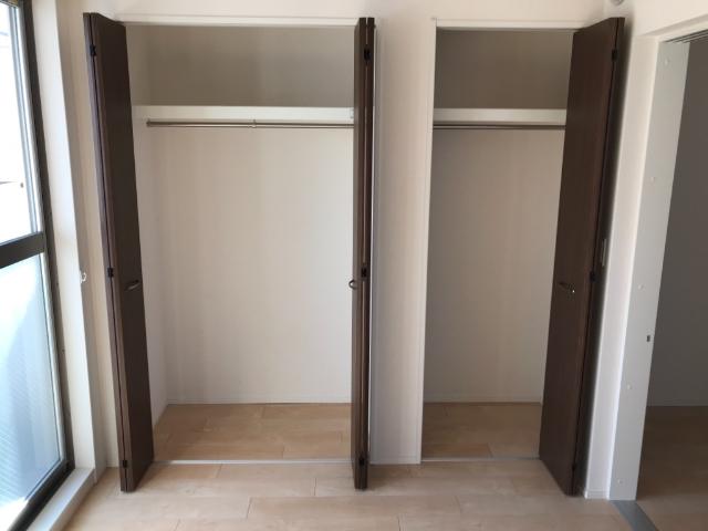 Ｒｏｏｆｅｒ301号室 クローゼット