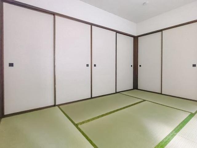 プリティ・シャトル 内観