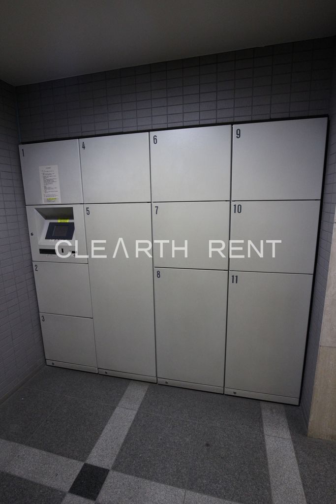 サンレイ広尾エクセレンテ2階 24時間対応の宅配ボックス