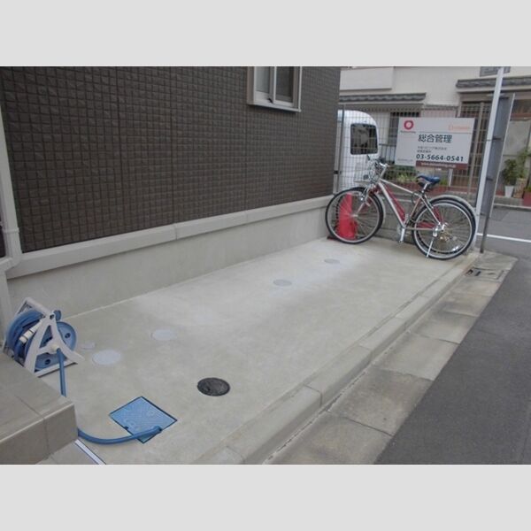 ジョワイユ 駐輪場