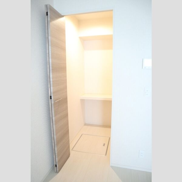 エンペラー　B105号室 クローゼット