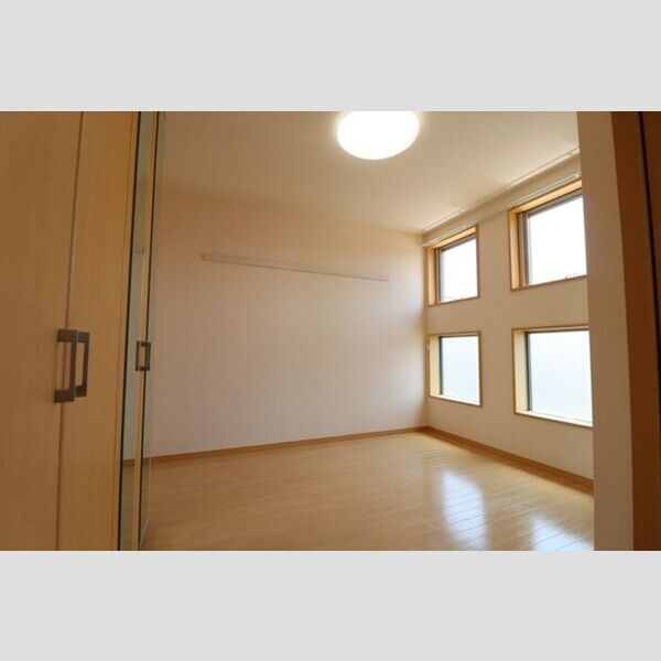 プリモ201号室 南側洋室