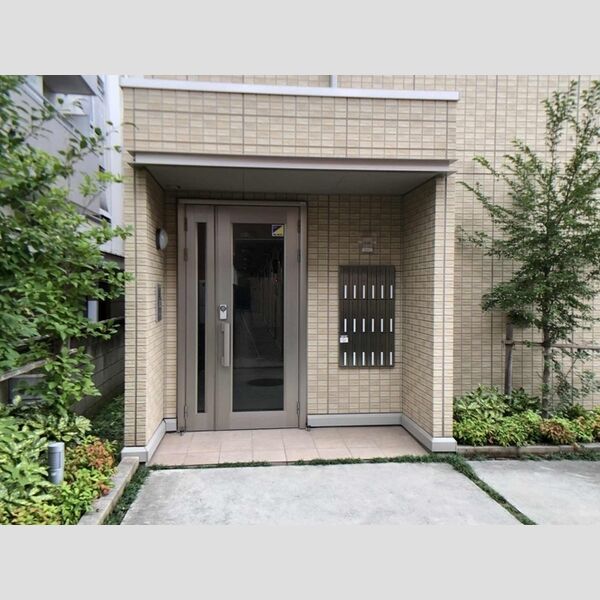 アルバトロス エントランス