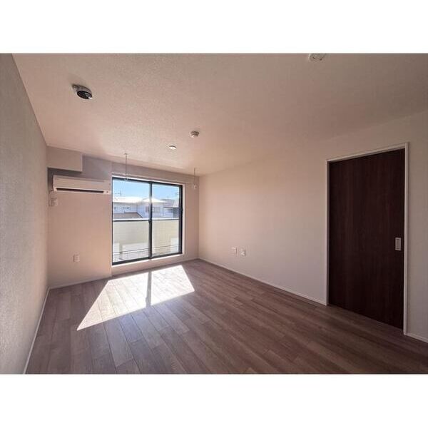 Ricott　URAWA102号室 リビング