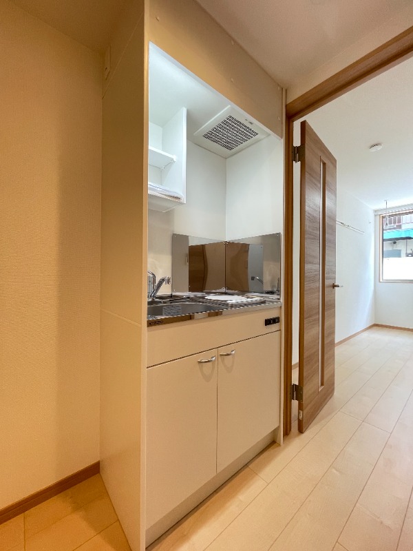 ラクシュミーKikuna1階 キッチン