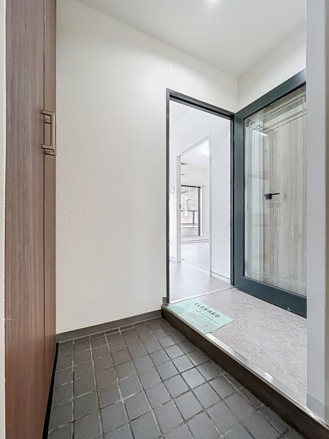 リヴレ・清水の森 玄関