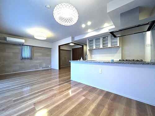 ＡＳＵＫＡＹＡＭＡ　ＲＥＳＩＤＥＮＣＥ リビング