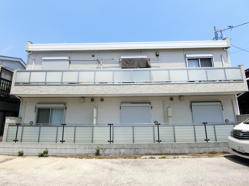 リブリ・A1階 外観