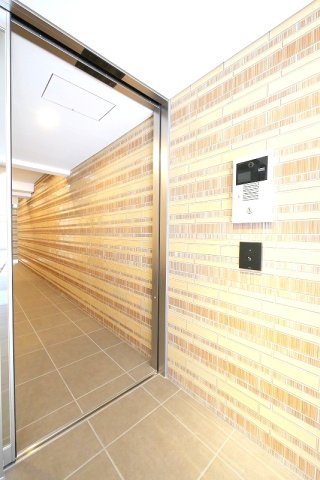 PREMIUM CUBE 東中野 外観
