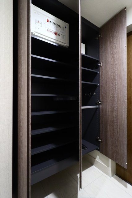 クレヴィア用賀3階 靴入