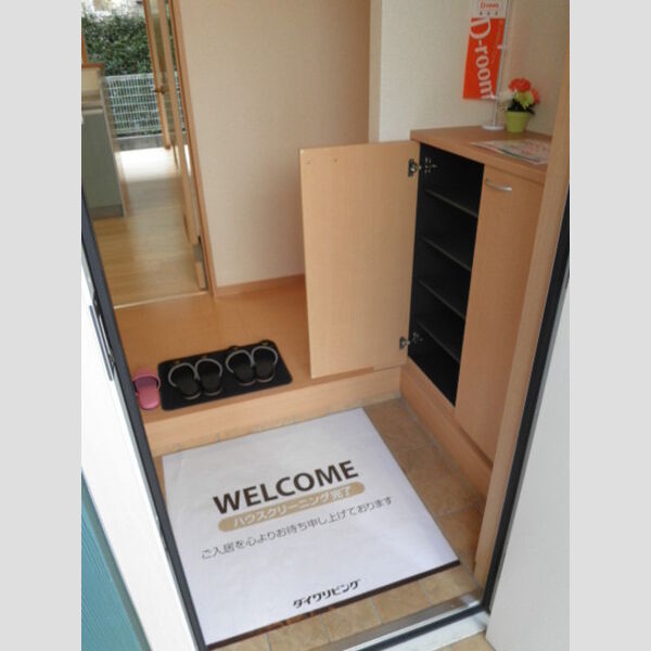 ポート・ルピナス　A棟 玄関