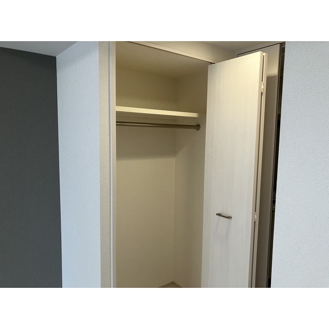 オーパスホームズ川口0502号室 内観