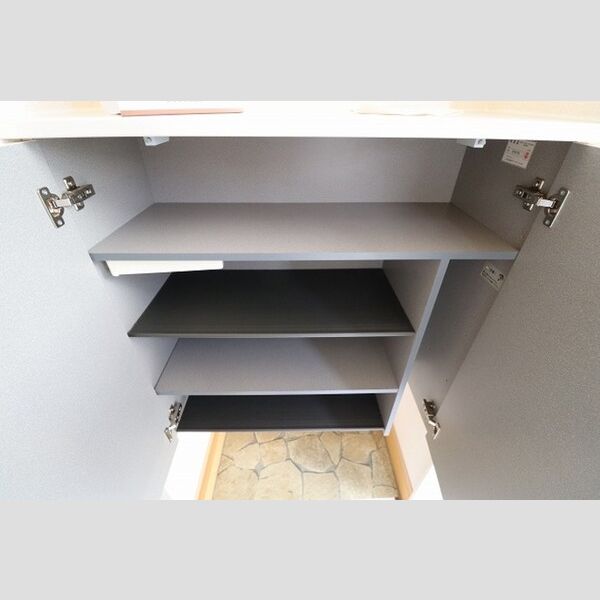 アネックスツイン　B シューズボックス