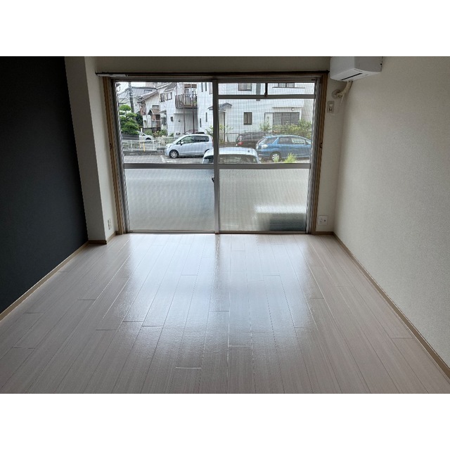 シティコスモ小仲台 リビング