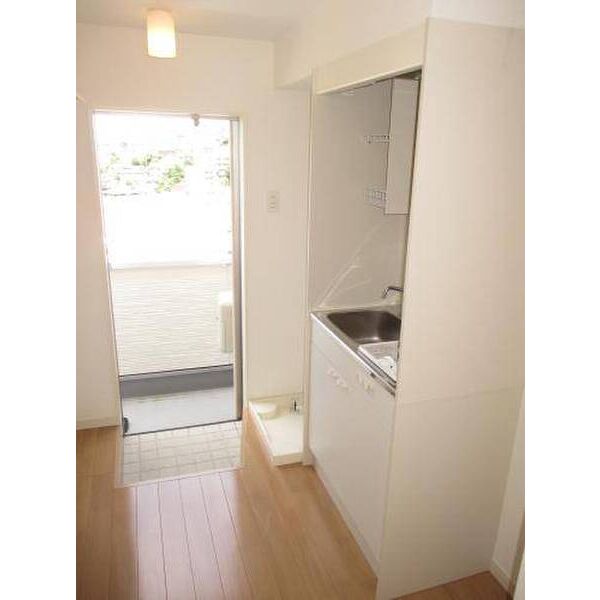 メゾン・ド・ヴェール0203号室 玄関