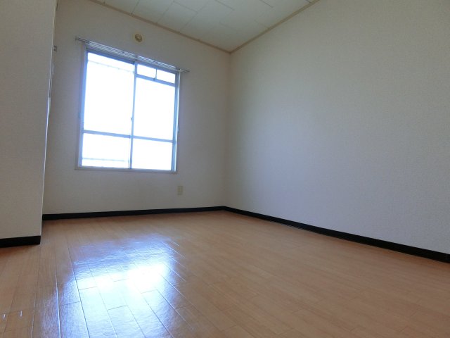 グリーンパーク田園５号 リビング