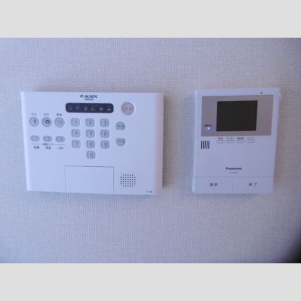 ラ・ヴェール石神井公園　B棟 ホームセキュリティとTVモニタホン