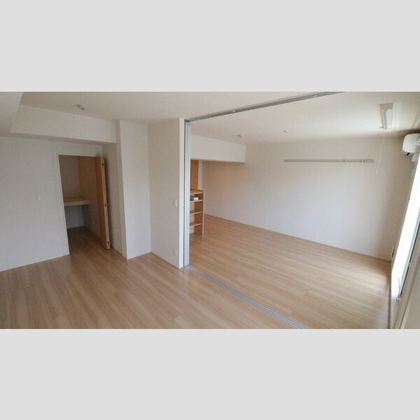 ベルテ203号室 リビング