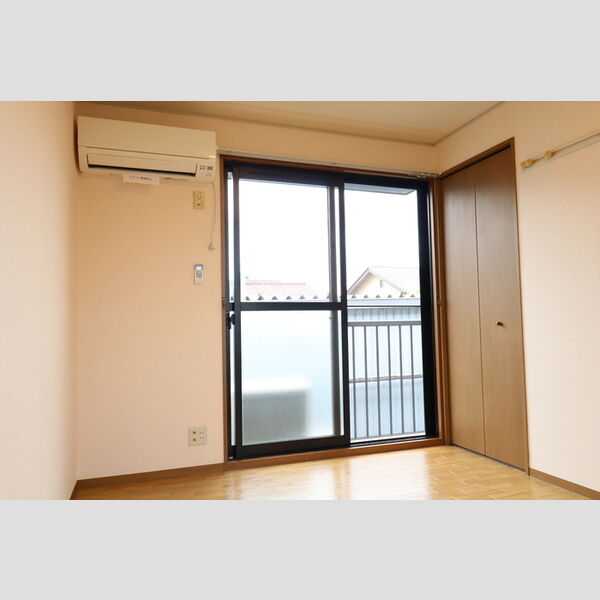 メゾンアローム103号室 洋室