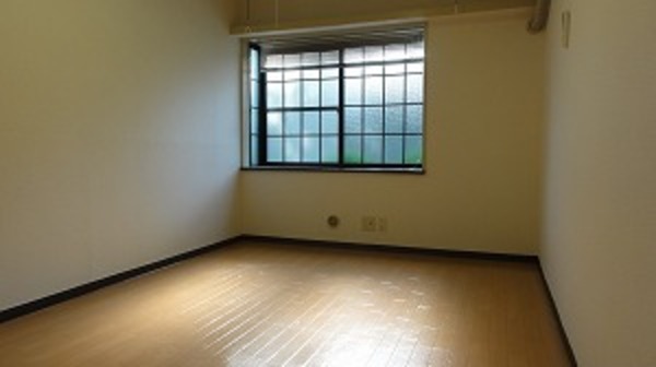 シャンブル綾瀬Ｅ リビング