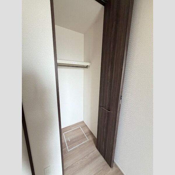 Charm高倉 クローゼット