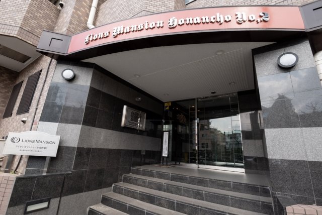 ライオンズマンション方南町第２3階 エントランス