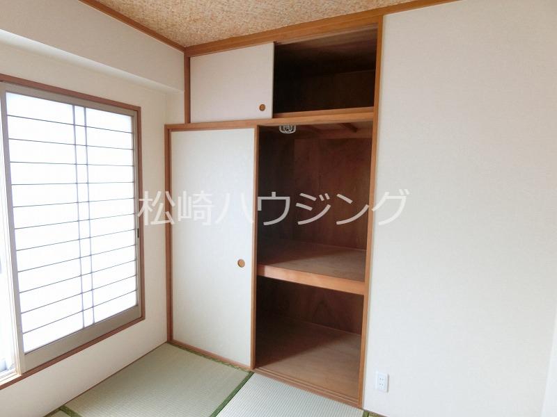 ライオンズシティ中野 収納