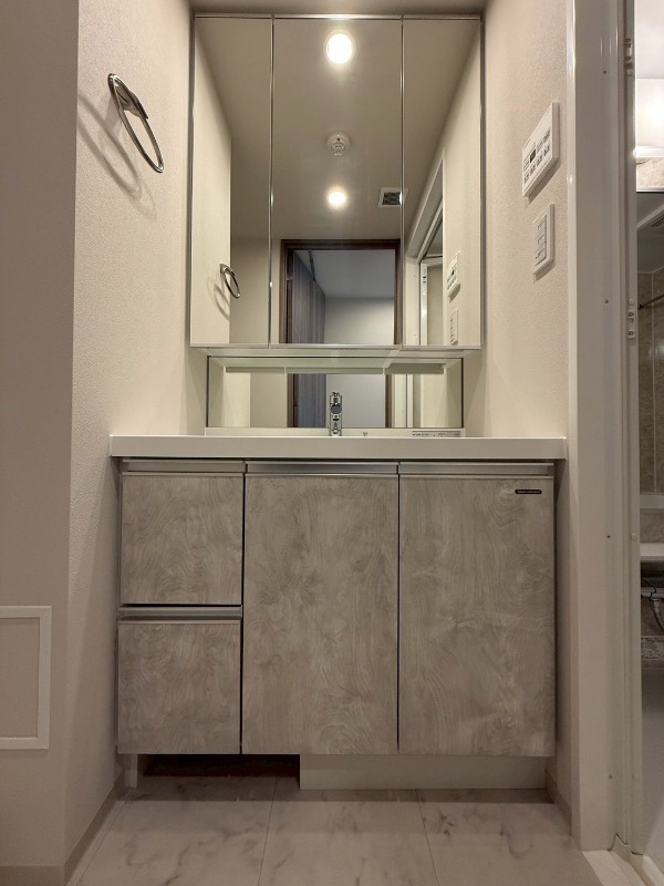 HY’ｓ　三ノ輪　Ⅱ5階 部屋その他