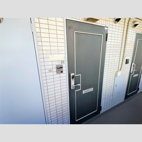 メゾンシャレー 玄関表