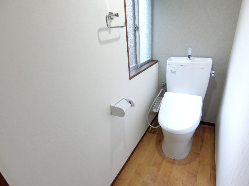 ポルボロン夏見台 １Fトイレ