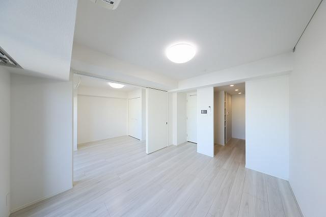 ・レオーネ南千住Ⅱ 居室、リビング