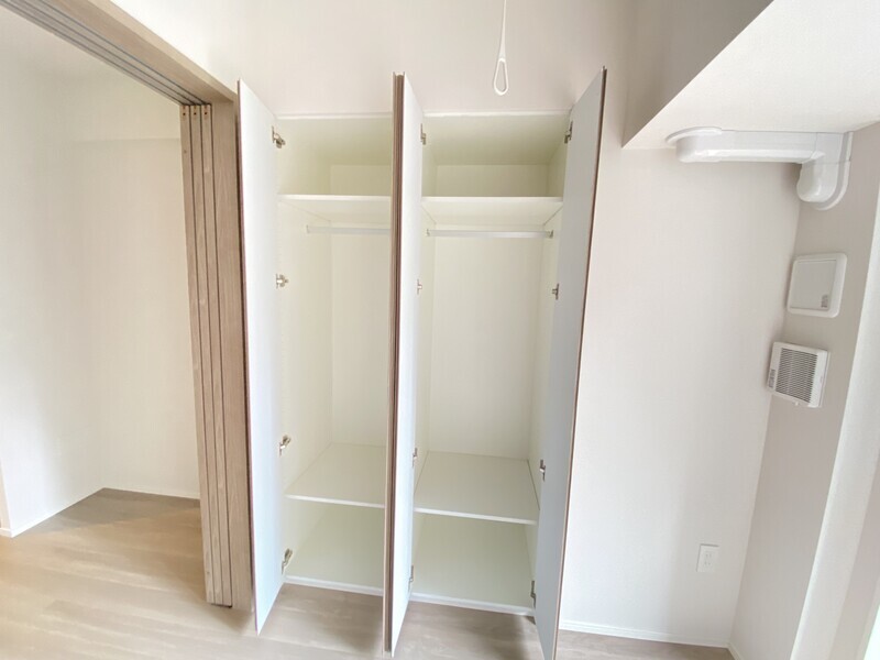 ONE ROOF RESIDENCE TAMACHI8階 収納
