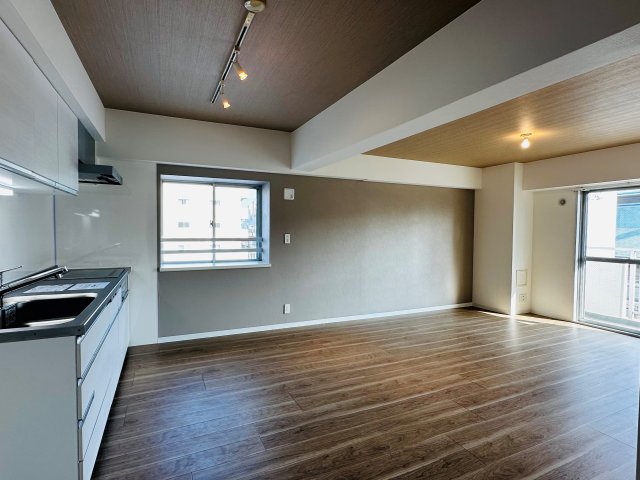 プライムアーバン武蔵小杉comodo リビング