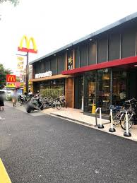 メゾンエクレーレ新宿西戸山 【ファーストフード】マクドナルド 明治通り新宿ステパ店まで555ｍ