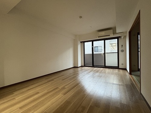 ライオンズステーションプラザ西船橋 LD約11.1畳　※2025年10月撮影