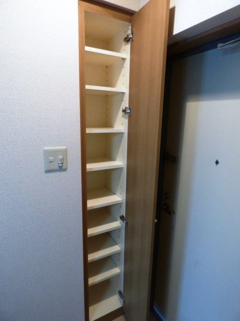 ル・リオン中野白鷺2階 同建物別部屋の参考画像