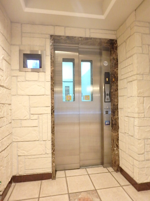 ガーラ本郷三丁目7階 ◆防犯カメラ・液晶の付いたエレベーター◆