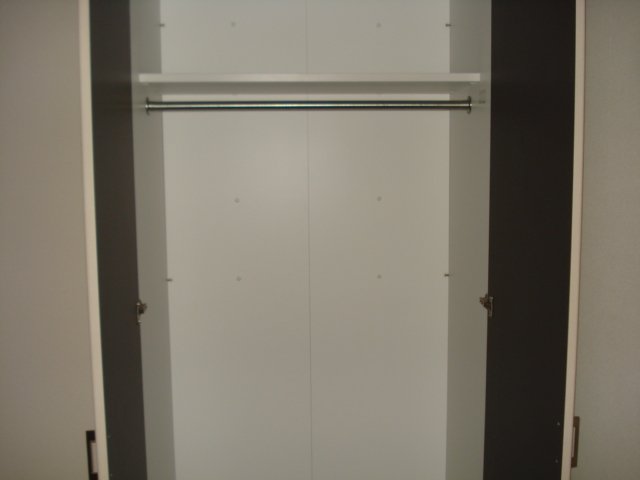 エテルナ・Ｓ　プエブロ クローゼット