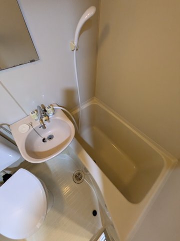 グローバルハイツ赤門206号室 お風呂