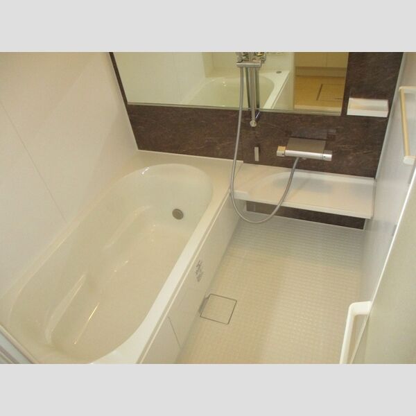 ラ・リアン　C・D　C棟105号室 浴室