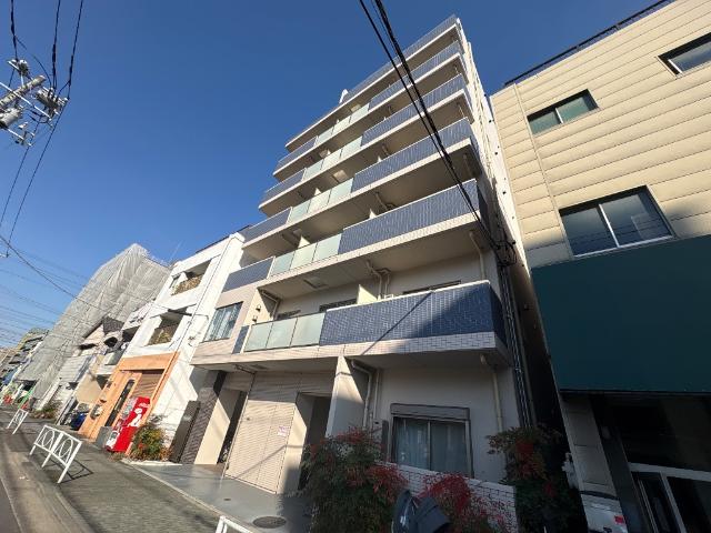 ヴィラ・ツリーサイド 外観写真（昼）