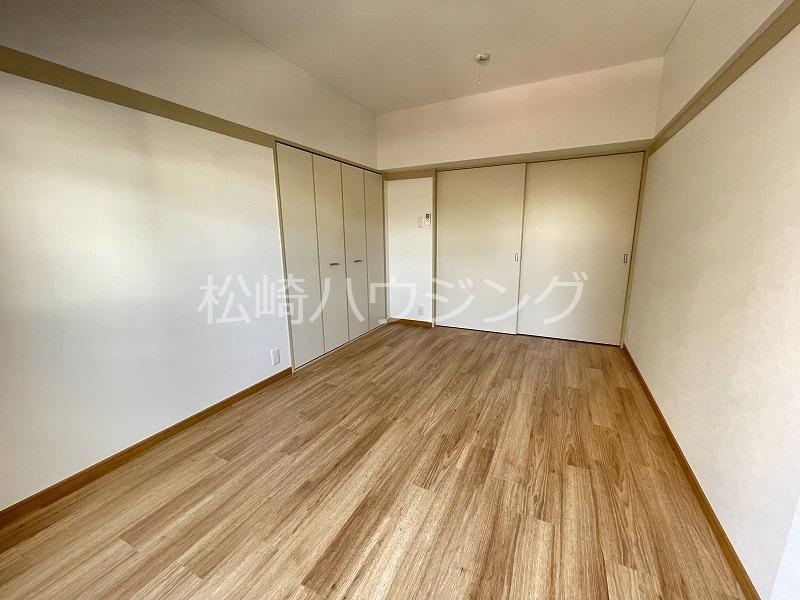 黒龍中野マンション 寝室