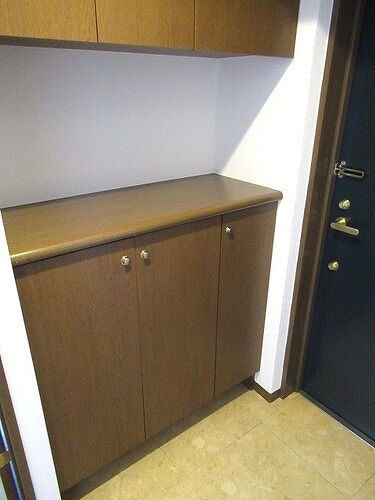 八王子明神町アーバンライフ 玄関、下駄箱