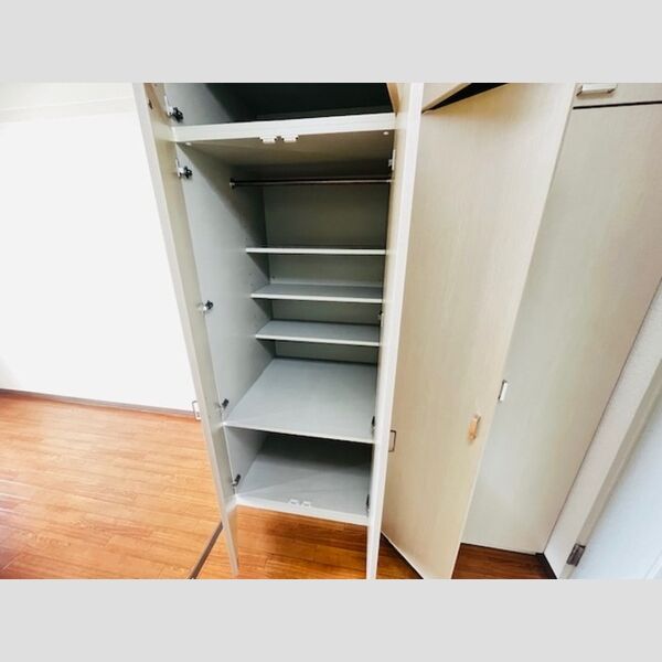 ハイムカメリア112号室 収納