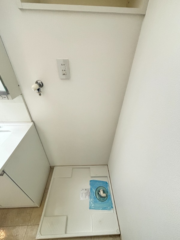 レジディア吉祥寺2階 洗濯機置き場