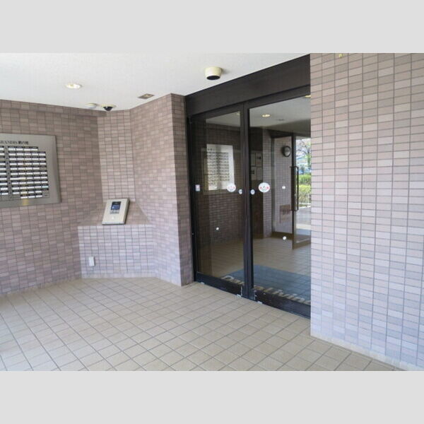 グランディス新八柱 エントランス