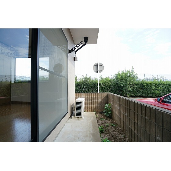 マロンクラッセＥ棟0101号室 テラス