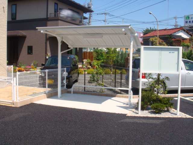 プロニティ 外観写真（昼）