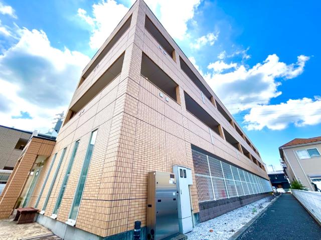 コムデソレイユ 外観写真（昼）