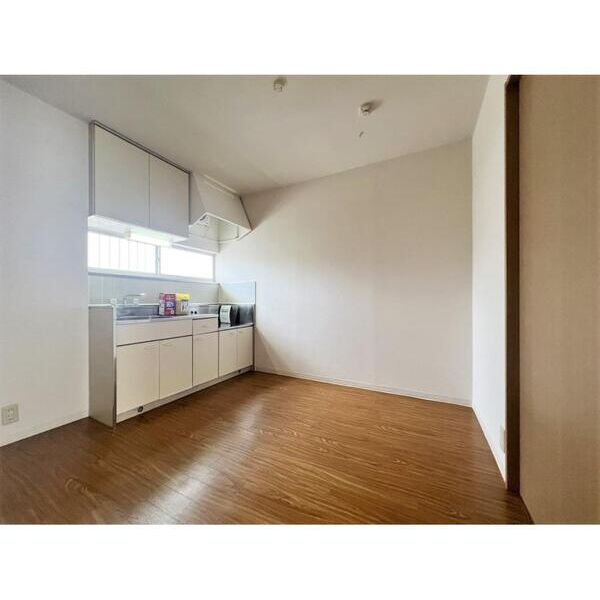 エステートピア遊 リビング